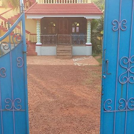 Hari Om Hotel Gokarna  Luaran gambar