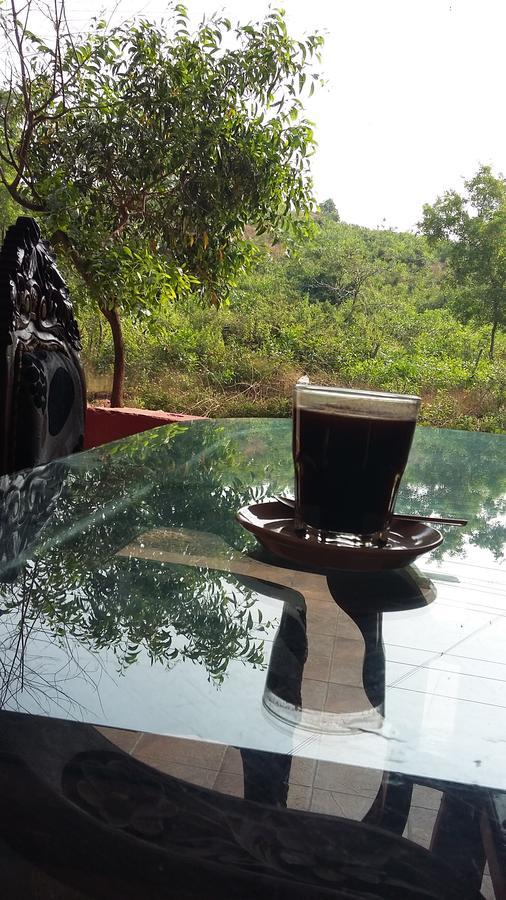 Hari Om Hotel Gokarna  Luaran gambar