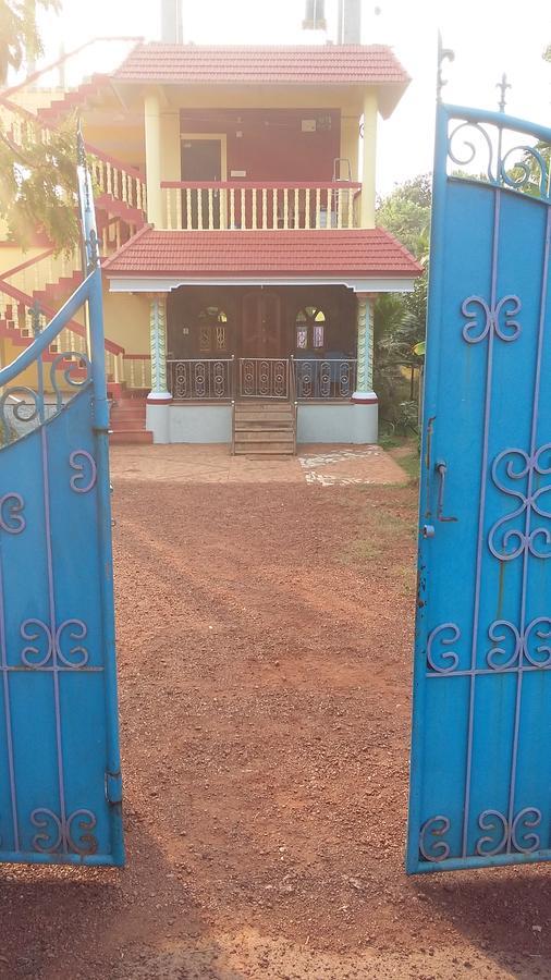 Hari Om Hotel Gokarna  Luaran gambar