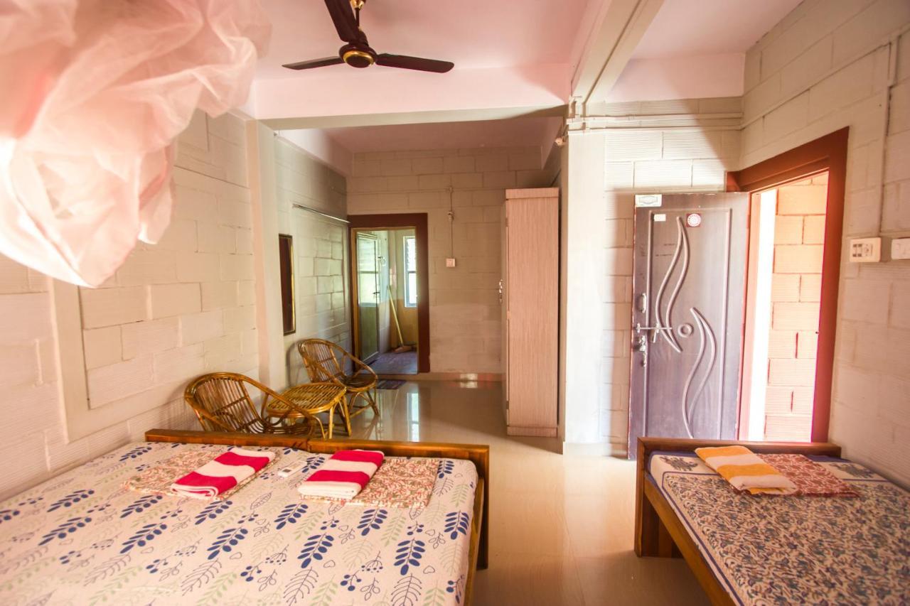 Hari Om Hotel Gokarna  Luaran gambar
