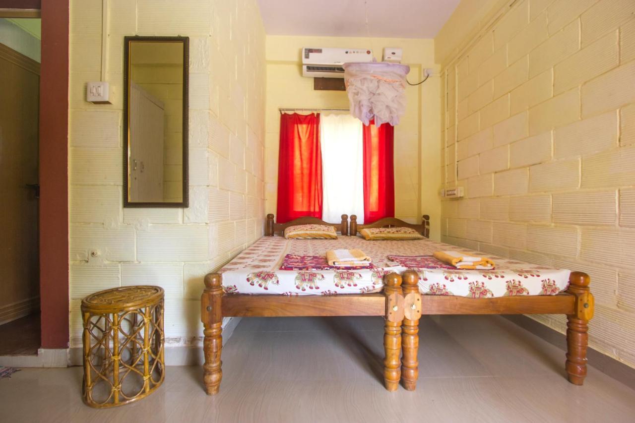 Hari Om Hotel Gokarna  Luaran gambar
