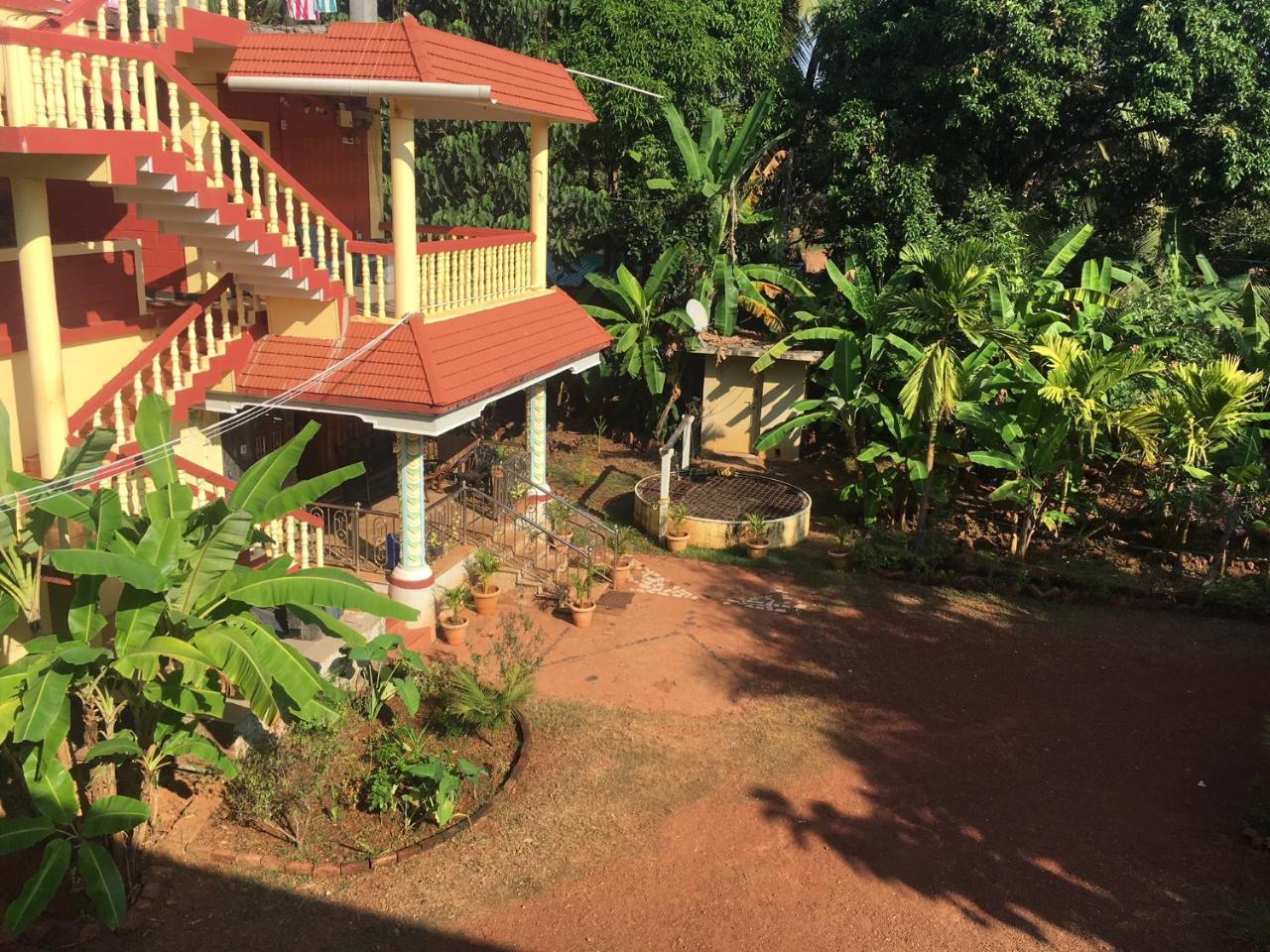 Hari Om Hotel Gokarna  Luaran gambar