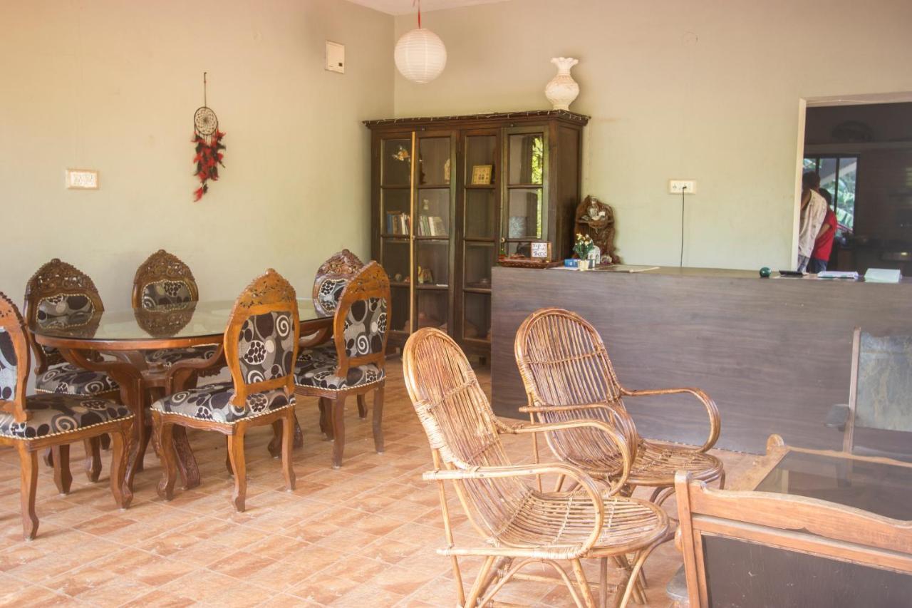 Hari Om Hotel Gokarna  Luaran gambar